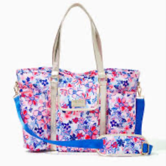 Lilly Pulitzer Handbags - Lilly Pulitzer insulated beach tote, NWT